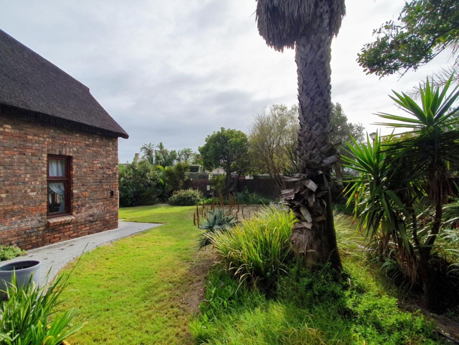 5 Bedroom Property for Sale in Sunset Beach Western Cape